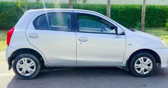 Toyota Etios Liva GD 2013