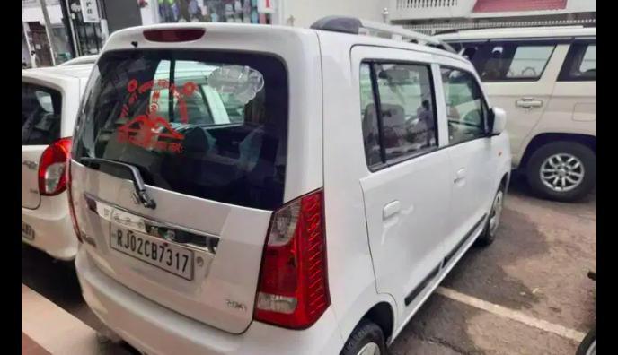 Maruti Suzuki Wagon R VXi 2013