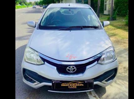 Toyota Etios Liva GD 2013