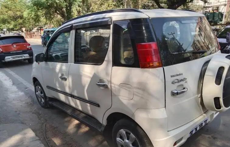 Mahindra Quanto C4 2013