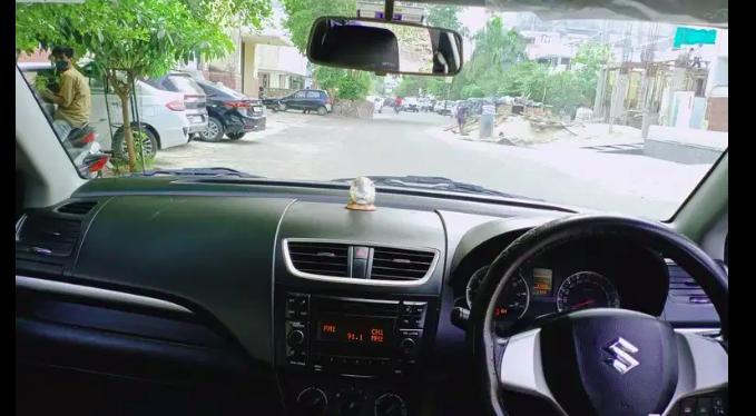 Maruti Suzuki Swift VXi 2016
