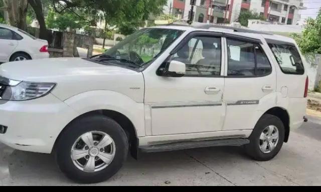 Tata Safari Storme EX 2016