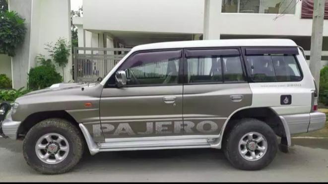 Mitsubishi Pajero SFX 2.8 2010