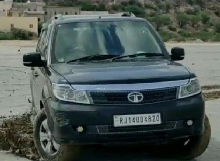 Tata Safari Storme 2.2 EX 4X2 2014