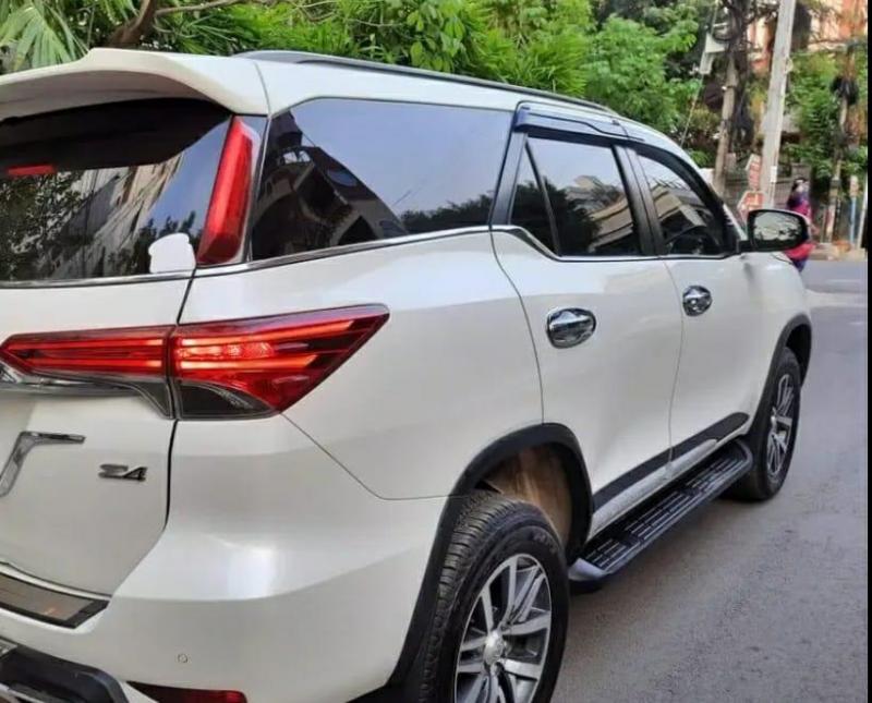 Toyota Fortuner 2.8 4x4 MT 2018