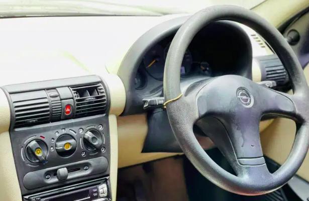 Opel Corsa 1.4 GSi 2005