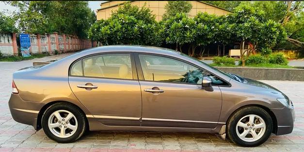 Honda Civic 1.8 V AT 2010