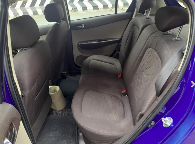 Hyundai i20 Sportz 1.2 (O) 2010