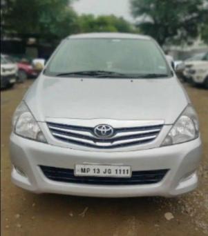 Toyota Innova 2.5 VX 8 STR BS IV 2011