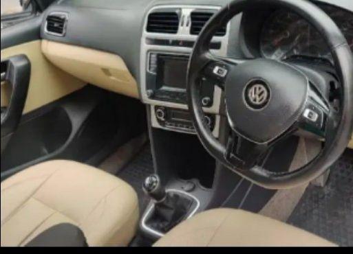 Volkswagen Ameo Highline 1.5L AT (D) 2017