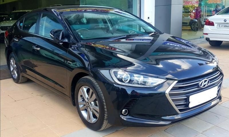 Hyundai Elantra 2.0 SX MT 2017