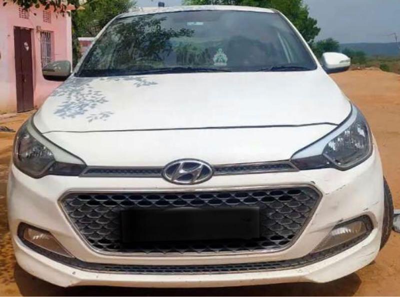 Hyundai i20 Magna 1.2 (O) 2012
