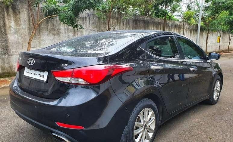 Hyundai Elantra 1.6 SX MT 2016