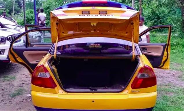 Mitsubishi Lancer GLXI 1.5 2001