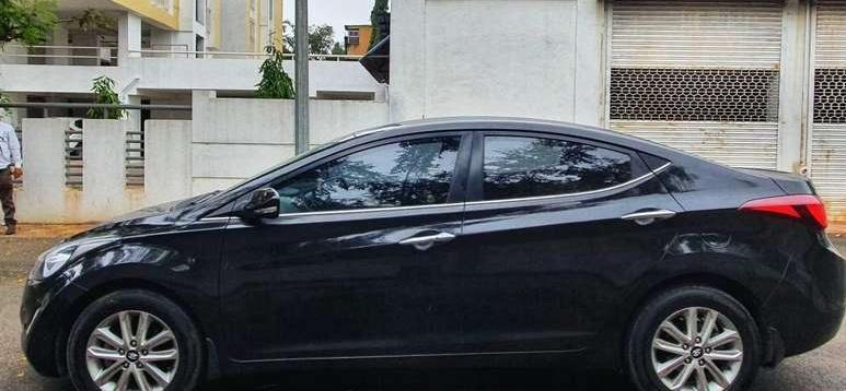 Hyundai Elantra 1.6 SX MT 2016