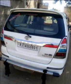 Toyota Innova 2.5 V 7 STR 2014