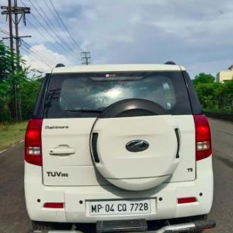 Mahindra TUV300 T8 2016