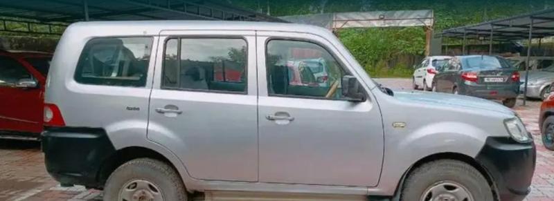 Tata Sumo Grande MK II LX BS IV 2010