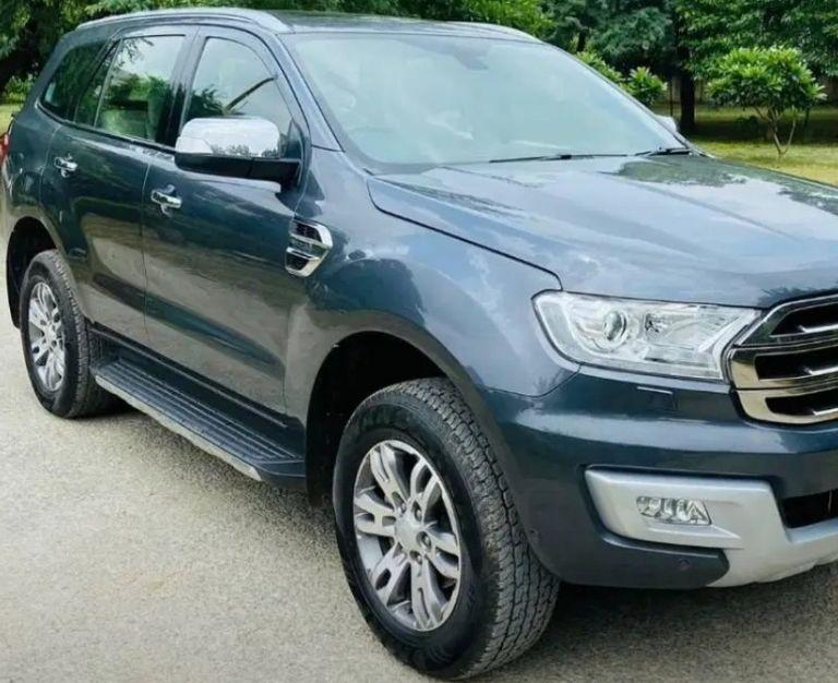 Ford Endeavour Titanium 3.2 4x4 AT 2017