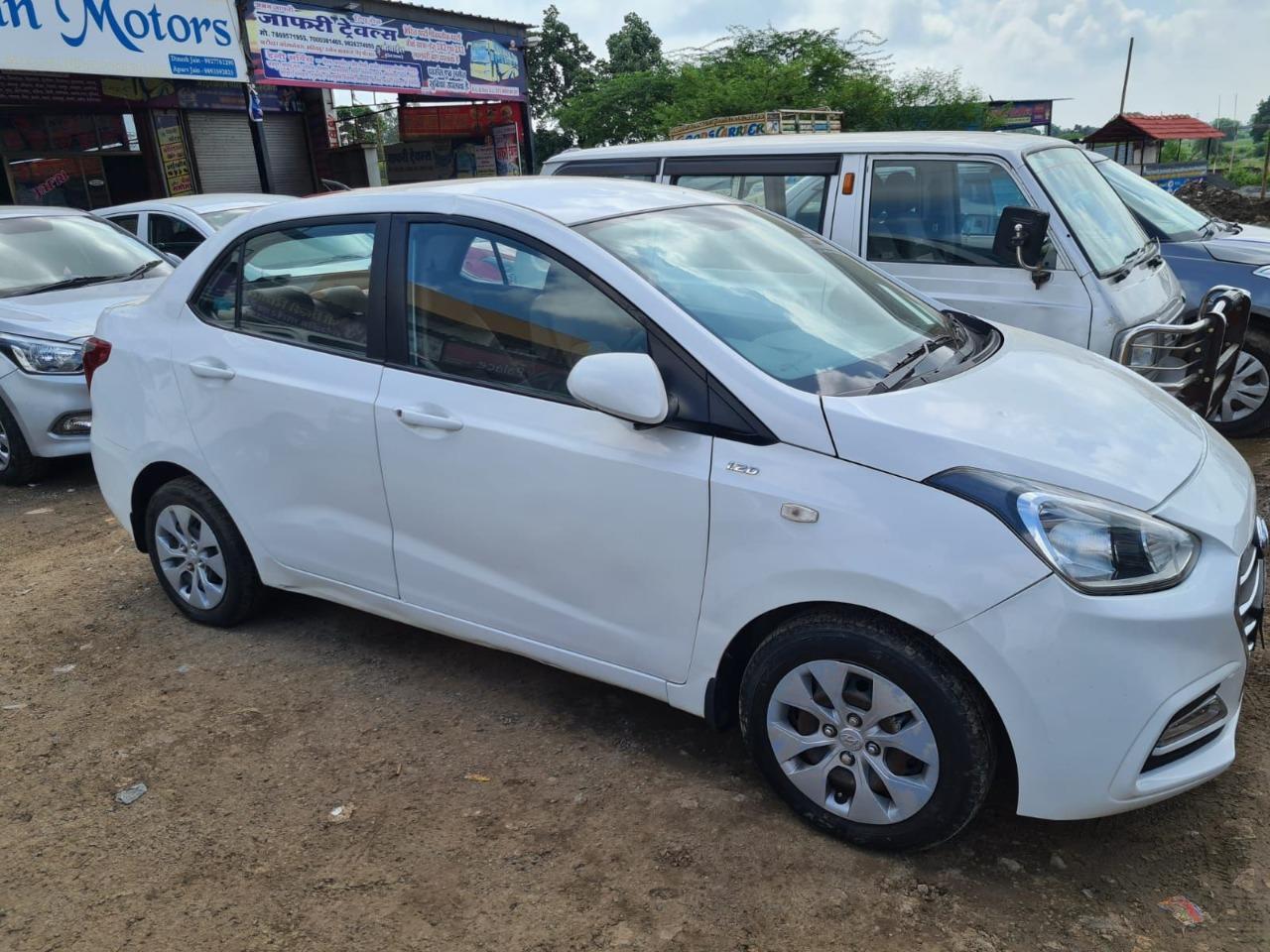 Hyundai Xcent E+ CRDi 2017