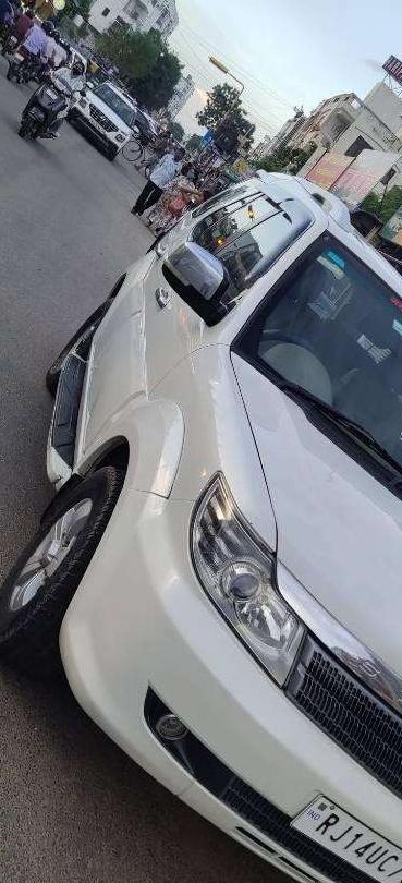 Tata Safari Storme 2.2 VX 4x2 2013