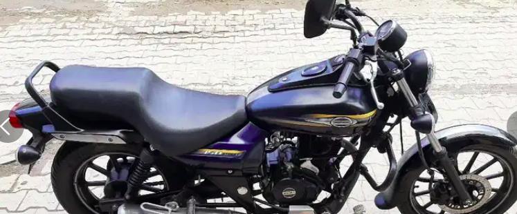 Bajaj Avenger Street 150 2017