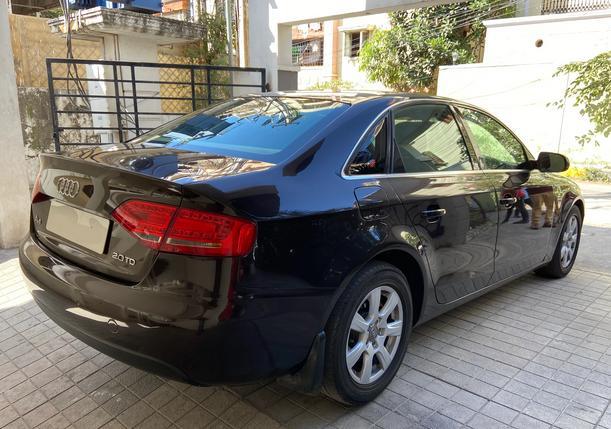 Audi A4 2.0 TDI MULTITRONIC 2011