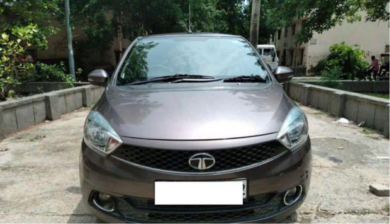 Tata Tiago Revotron XE 2018