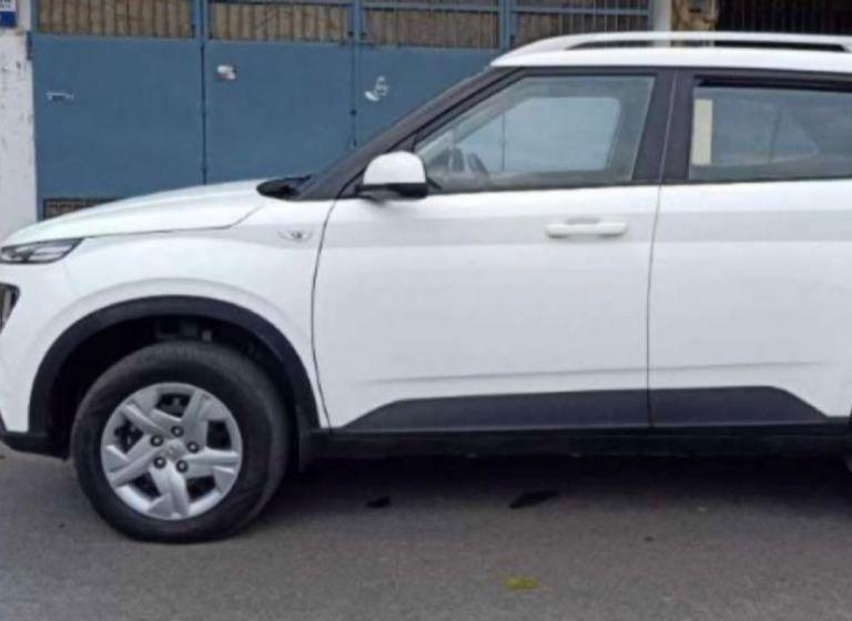 Hyundai Venue S 1.2 Petrol 2020