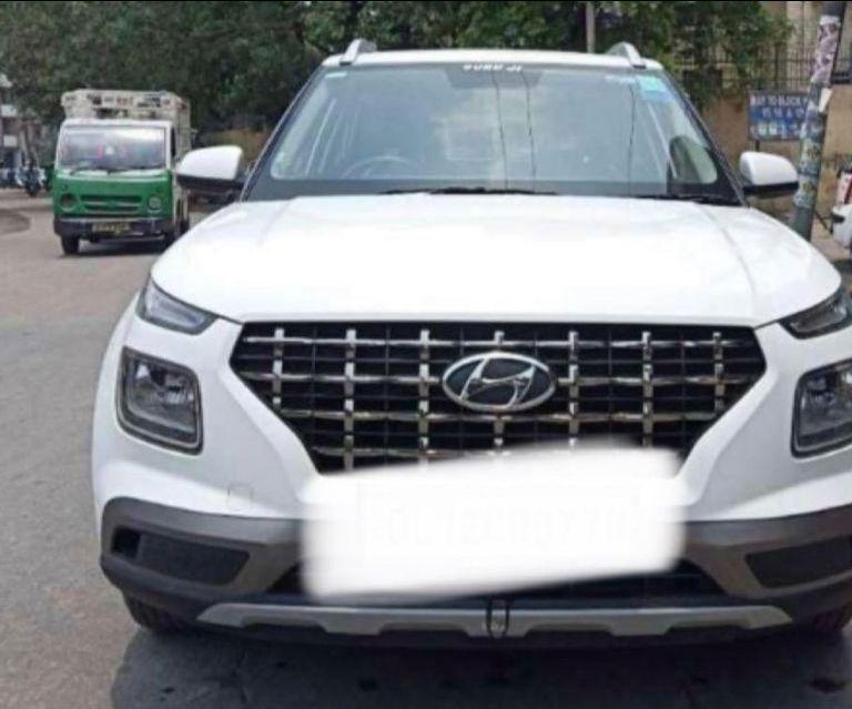 Hyundai Venue S 1.2 Petrol 2020