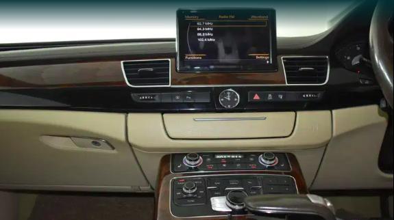 Audi A8 L 3.0 TDI Quattro 2013
