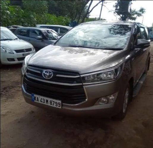 Toyota Innova Crysta 2.4 G 7 STR 2016
