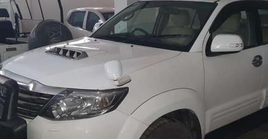 Toyota Fortuner 3.0 4X4 MT 2012