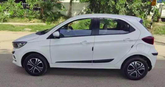 Tata Tiago Revotron XZ 2020