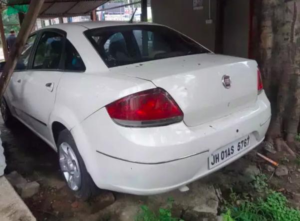 Fiat Linea Emotion 1.3 2012