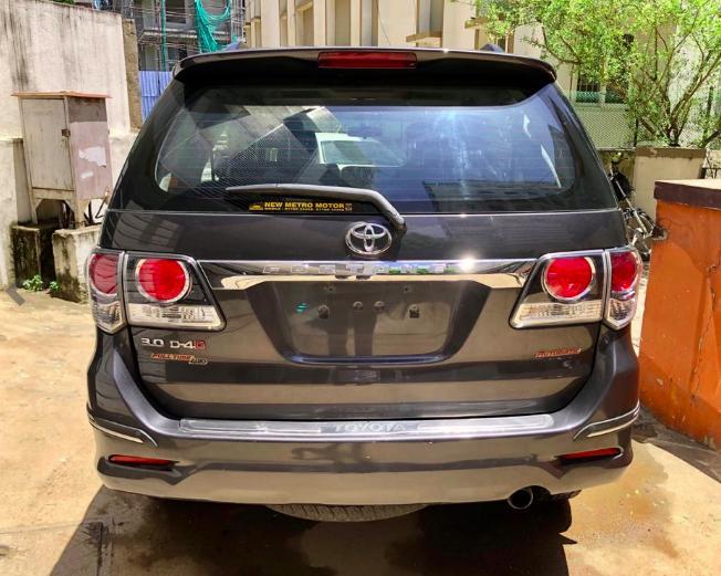 Toyota Fortuner 3.0 4x4 AT 2015