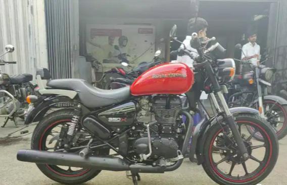Royal Enfield Thunderbird X 350cc 2018
