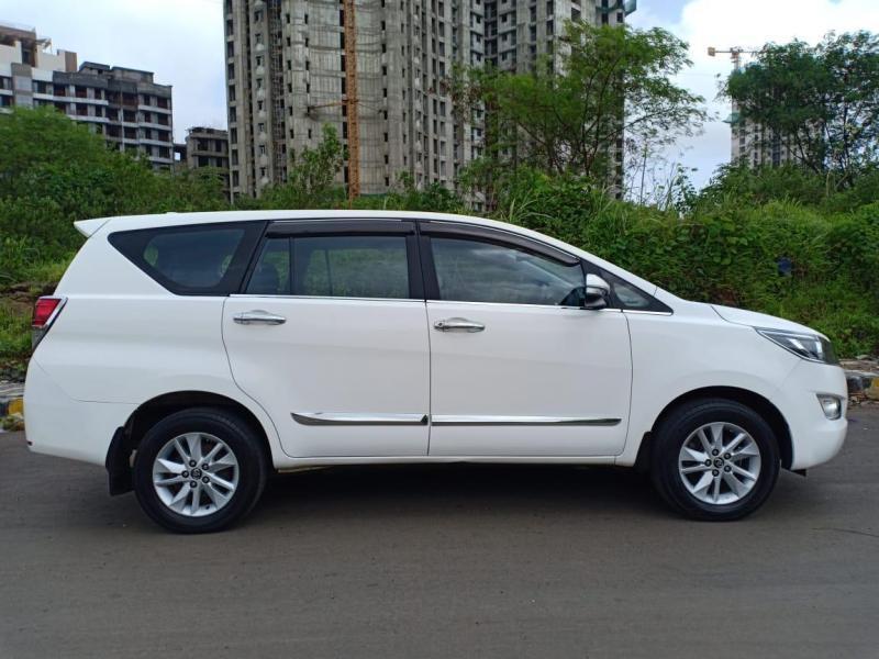 Toyota Innova Crysta 2.4 G 8 STR BS6 2021