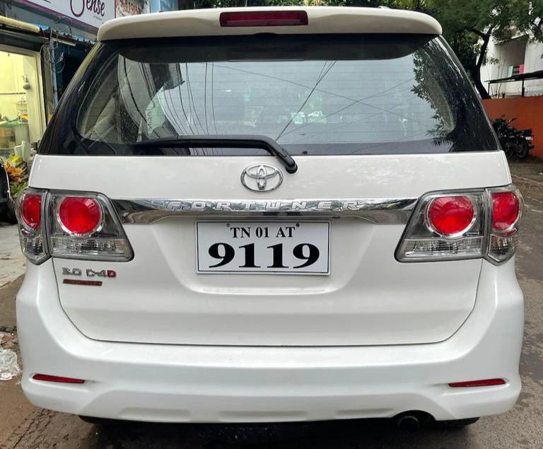 Toyota Fortuner 3.0 4x4 AT 2013