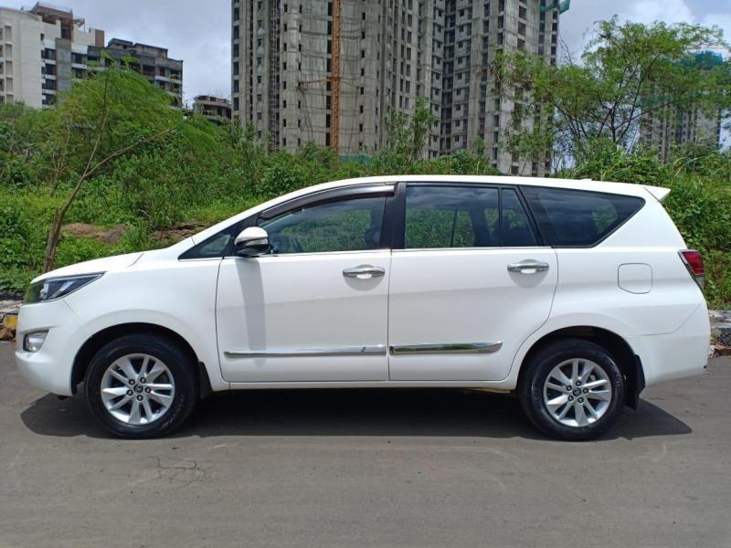 Toyota Innova Crysta 2.4 G 8 STR BS6 2021