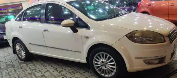 Fiat Linea Emotion Multijet 1.3 2012