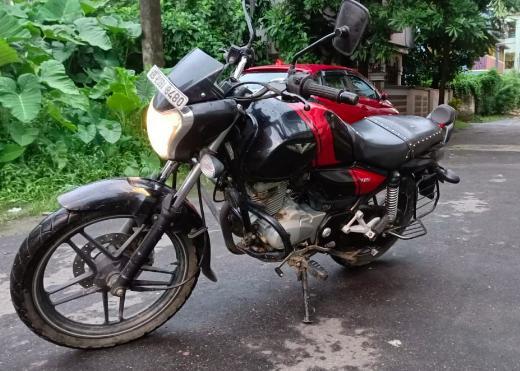Bajaj V12 125cc Disc 2018