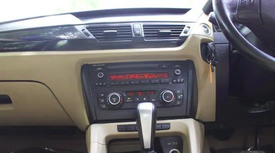 BMW X1 SDrive18i 2011