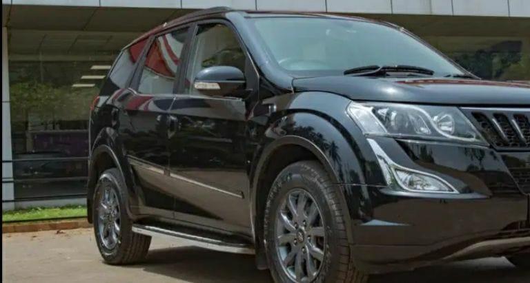 Mahindra XUV500 W10 2017