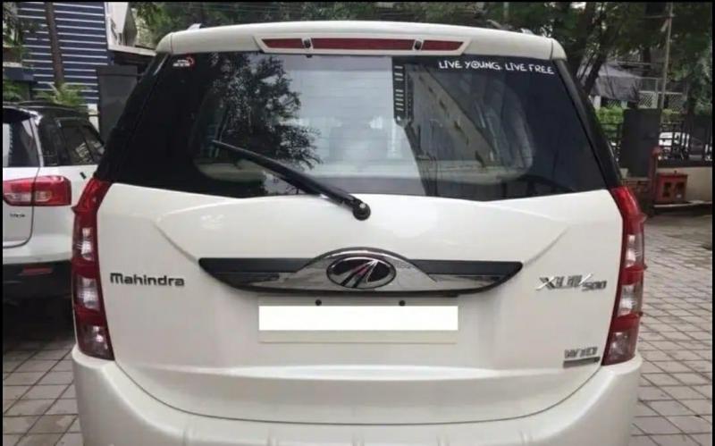 Mahindra XUV500 W8 2017