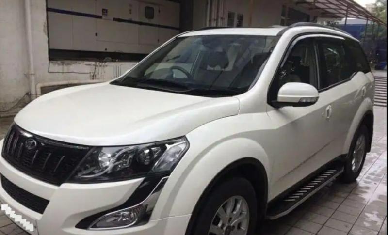 Mahindra XUV500 W8 2017