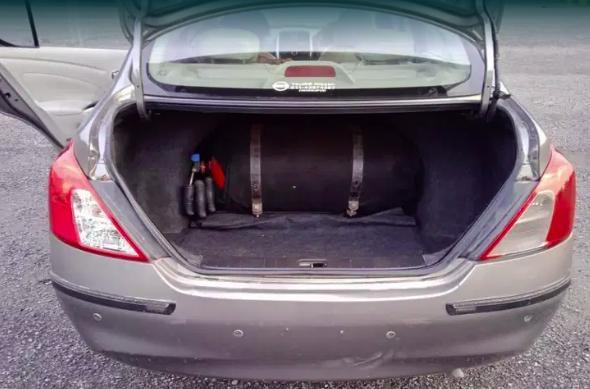 Nissan Sunny XV DIESEL 2013