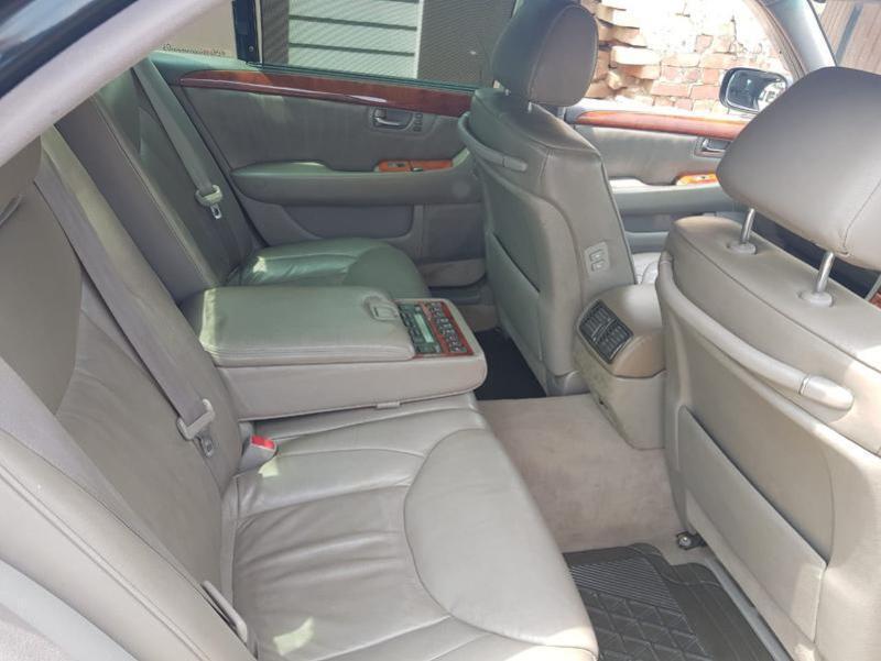 Lexus LS 600 HL 2001