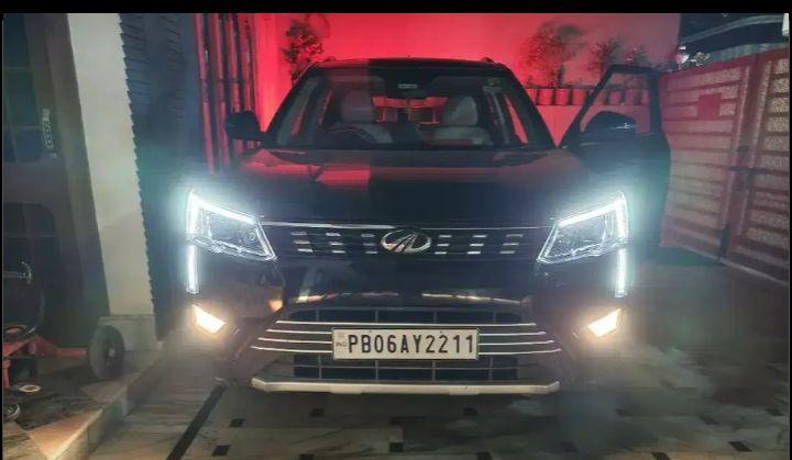 Mahindra XUV300 W8 Diesel BS6 2020