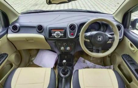 Honda Mobilio V i-DTEC 2014